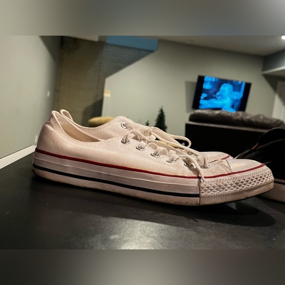 White Converse - Picture 1 of 2